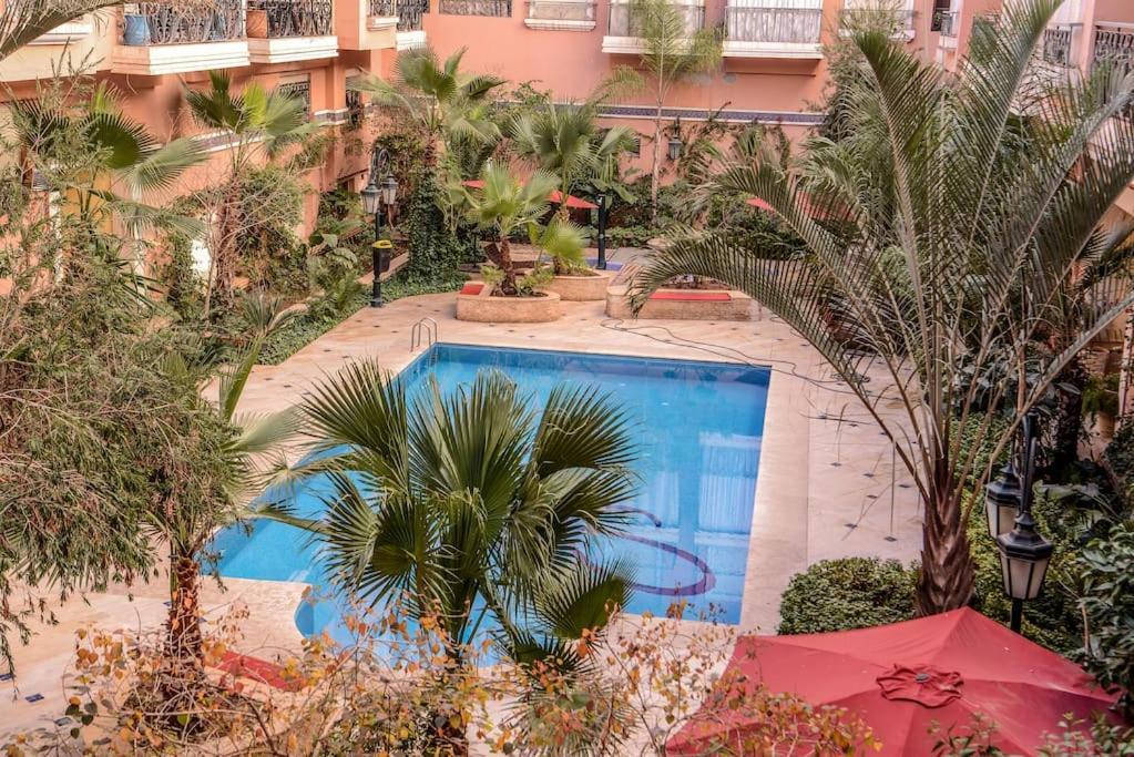 Beautiful, Great Equipped 122 M Holiday Apartment Near Majorelle Garden And Gueliz With Pool Views And A Large Balcony And Terrace Marrakesh Extérieur photo