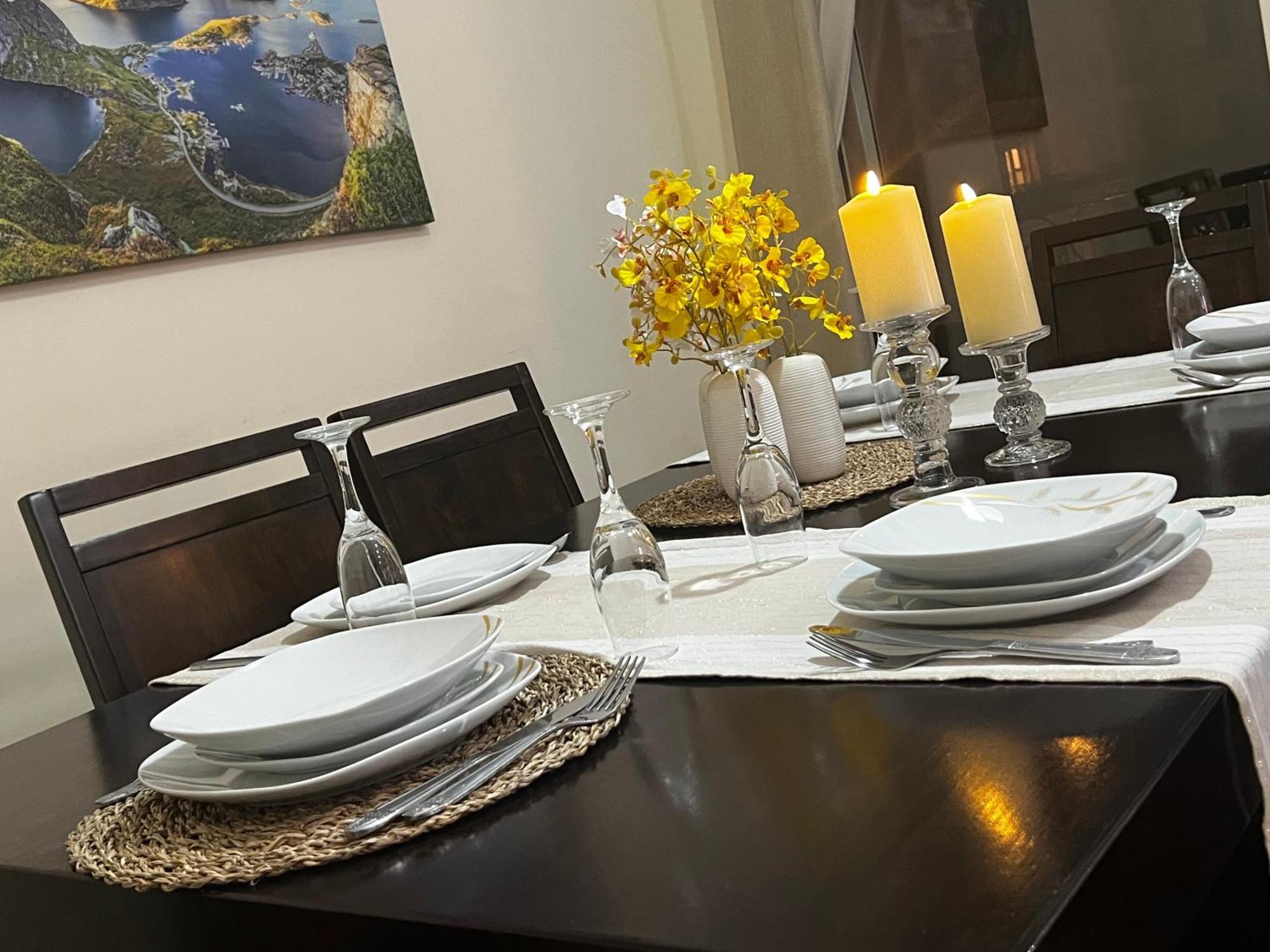 Beautiful, Great Equipped 122 M Holiday Apartment Near Majorelle Garden And Gueliz With Pool Views And A Large Balcony And Terrace Marrakesh Extérieur photo