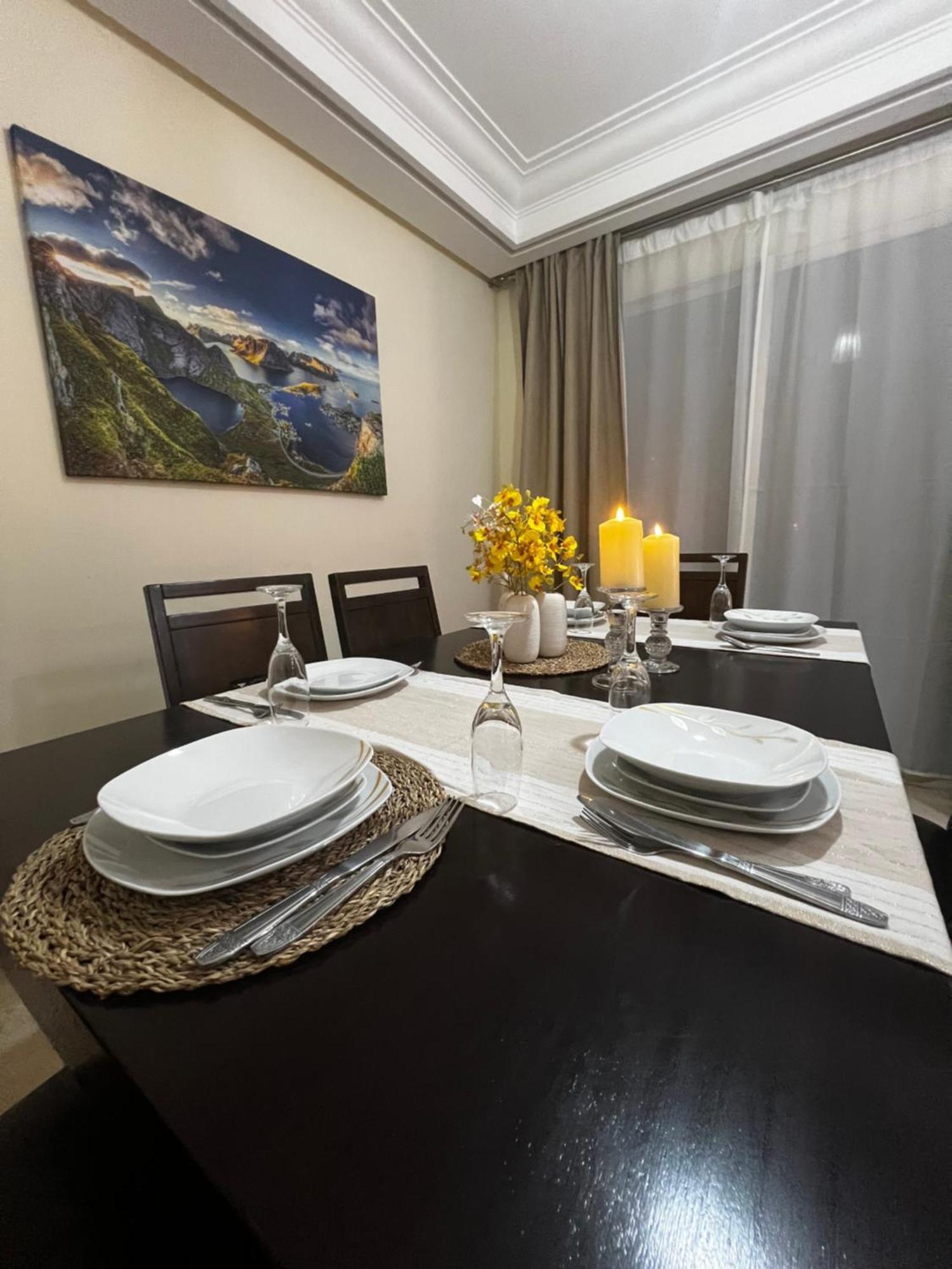 Beautiful, Great Equipped 122 M Holiday Apartment Near Majorelle Garden And Gueliz With Pool Views And A Large Balcony And Terrace Marrakesh Extérieur photo